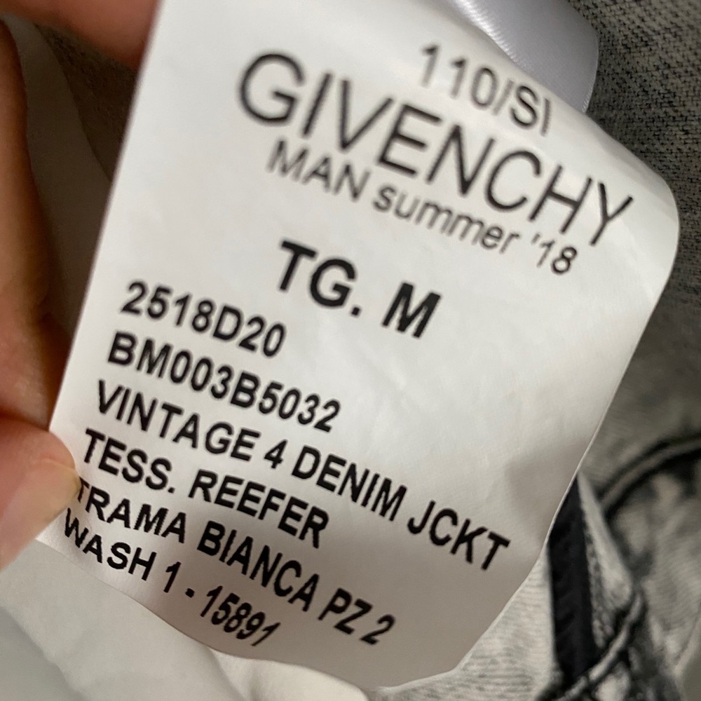 Womans Givenchy hoodie French xl small fit used - Picture 10 of 10